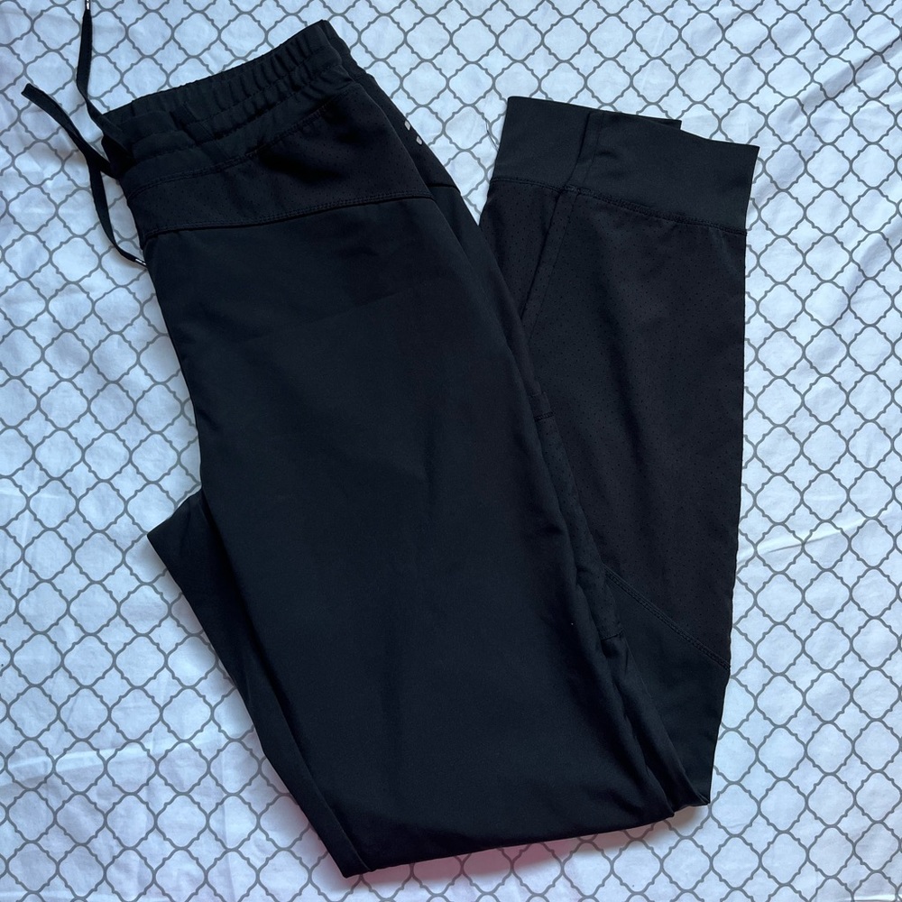 Barco one jogger scrub pant in size SMALL TALL